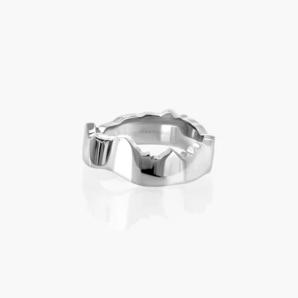 Swiss Mountain Été wedding rings in 18kt white gold