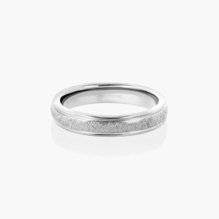 Givre wedding rings in 18kt white gold